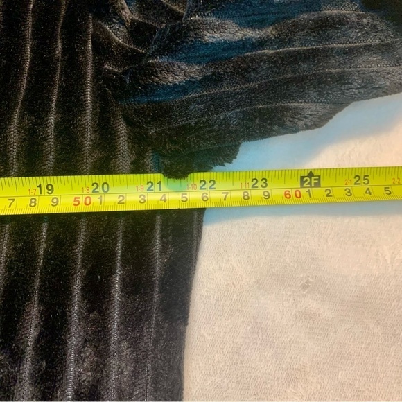 NWT Planet Gold Sweater Large Black Ribbed Super Soft Mock Neck Plush Pullover - Picture 13 of 13